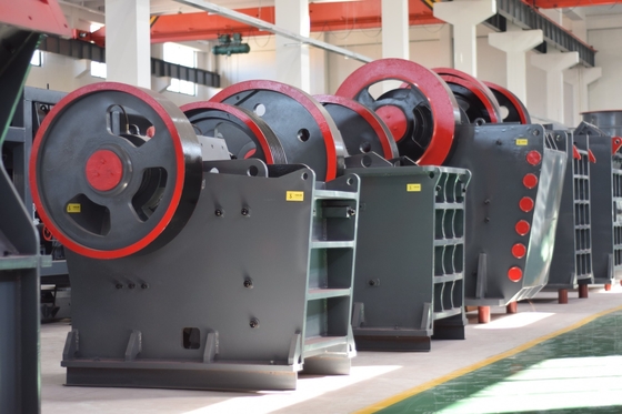 PE600*900 trituradora de mandíbulas para materiales de mineral 90-500tph Capacidad Alta eficiencia