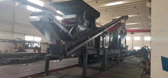 Máquina de trituradora de granito de impacto móvil 100 T / H Pedido personalizado Tamaño de salida 50-100mm
