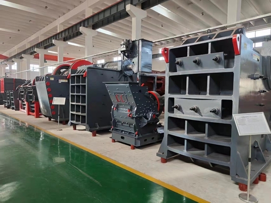 Máquina de trituración de piedra primaria con capacidad estándar T/H 5-800tph y transportador de cinta