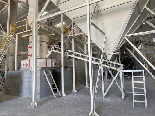 95500*8500*83500mm Línea de producción de molino de molienda Raymond de carbonato de calcio y piedra caliza