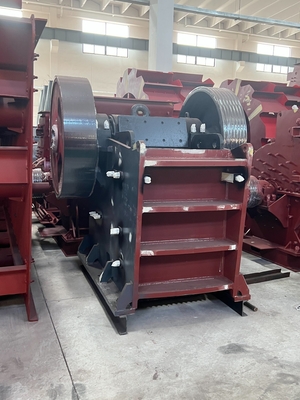 Cal 600*900 trituradora de mandíbulas con instalación bajo guía técnica