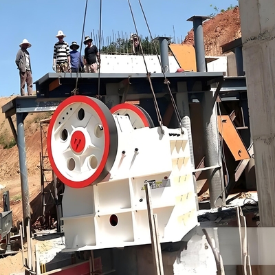 Línea completa de detección de triturador de mandíbula de piedra con capacidad de 90-180tph y certificación ISO