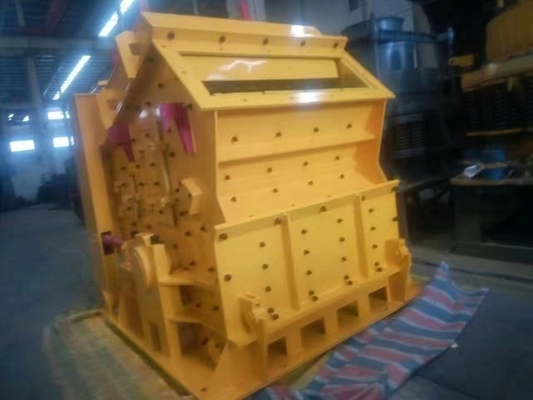Bajo la guía técnica de la instalación de 50-300 T/H piedra caliza granito triturador de impacto