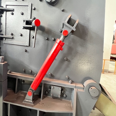 Máquina de trituración por impacto de tamaño de salida 5-40 mm PF1010 para trituración competitiva de mineral / piedra